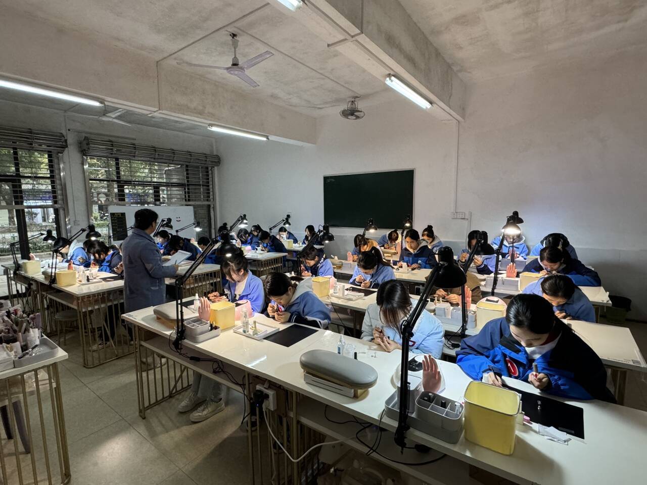 “职场有我”学生技能比赛集锦(三) | 旅游商务系:商旅赋能,匠心传馨